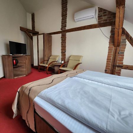 Antique Aparthotel Alba Iulia Luaran gambar