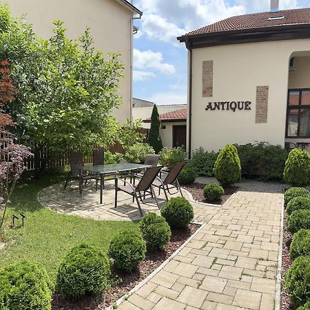 Antique Aparthotel Alba Iulia Luaran gambar