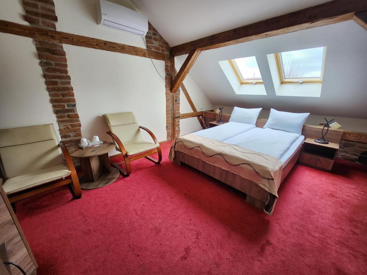Antique Aparthotel Alba Iulia Luaran gambar