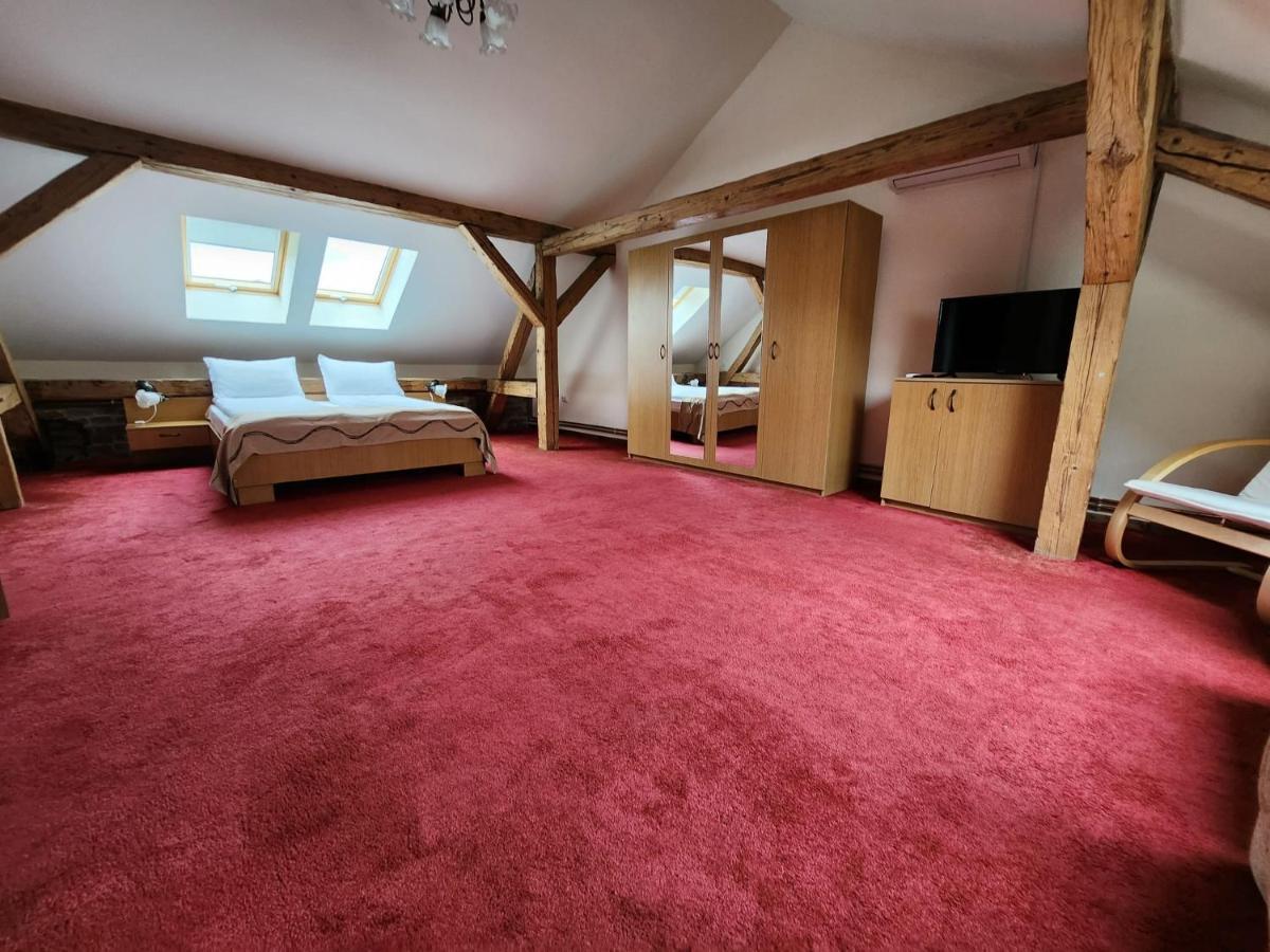 Antique Aparthotel Alba Iulia Luaran gambar