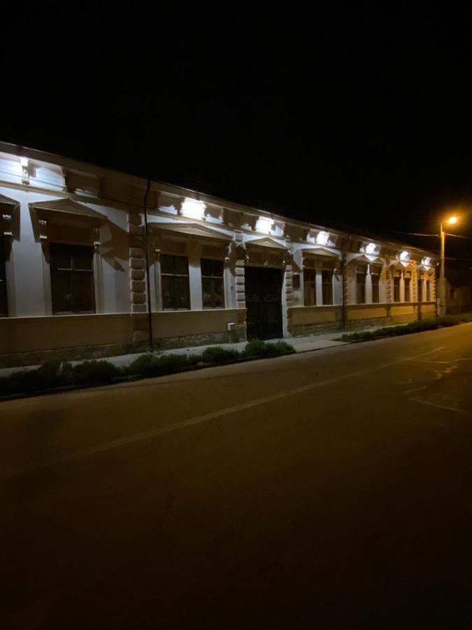 Antique Aparthotel Alba Iulia Luaran gambar