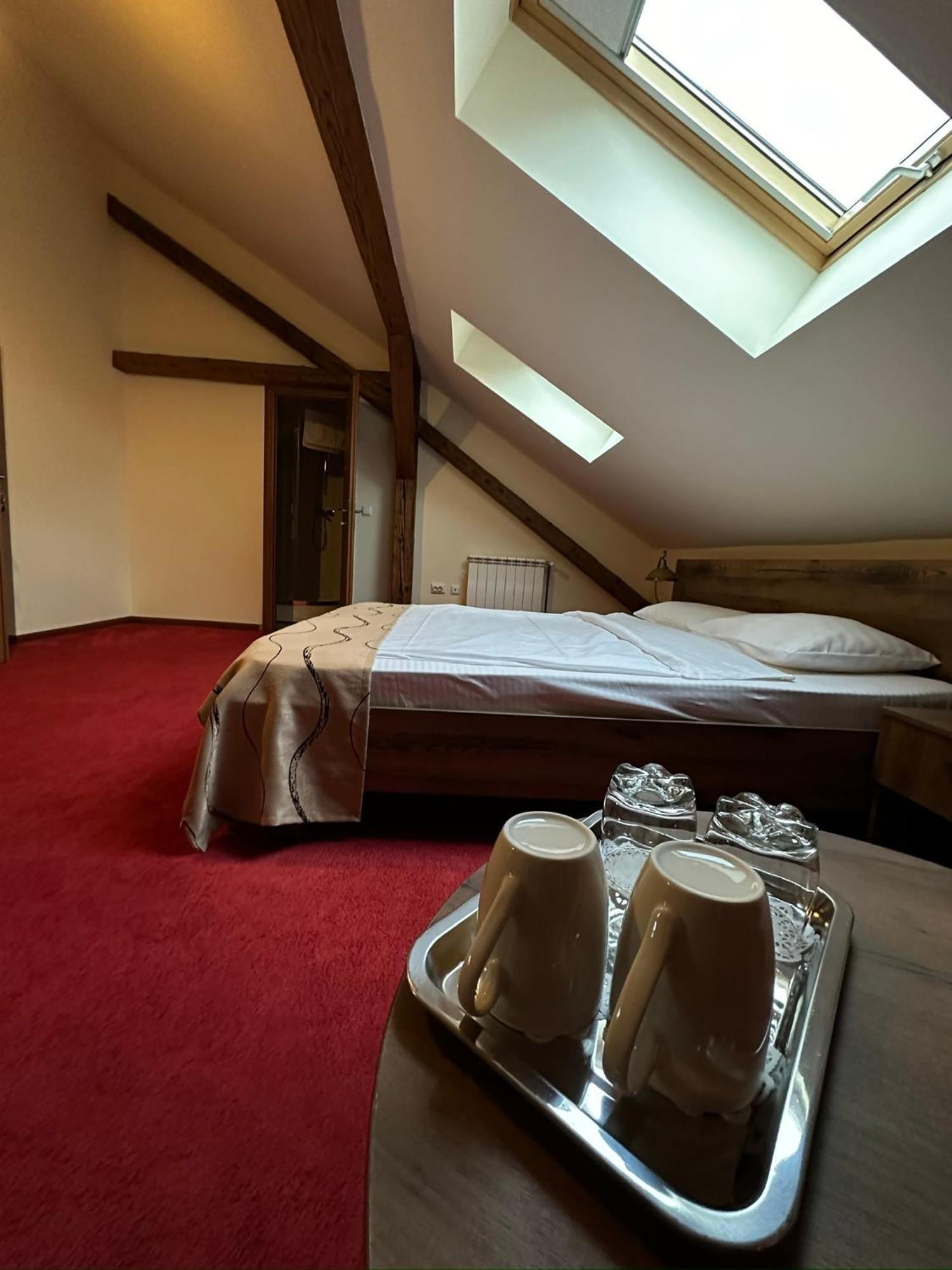 Antique Aparthotel Alba Iulia Luaran gambar