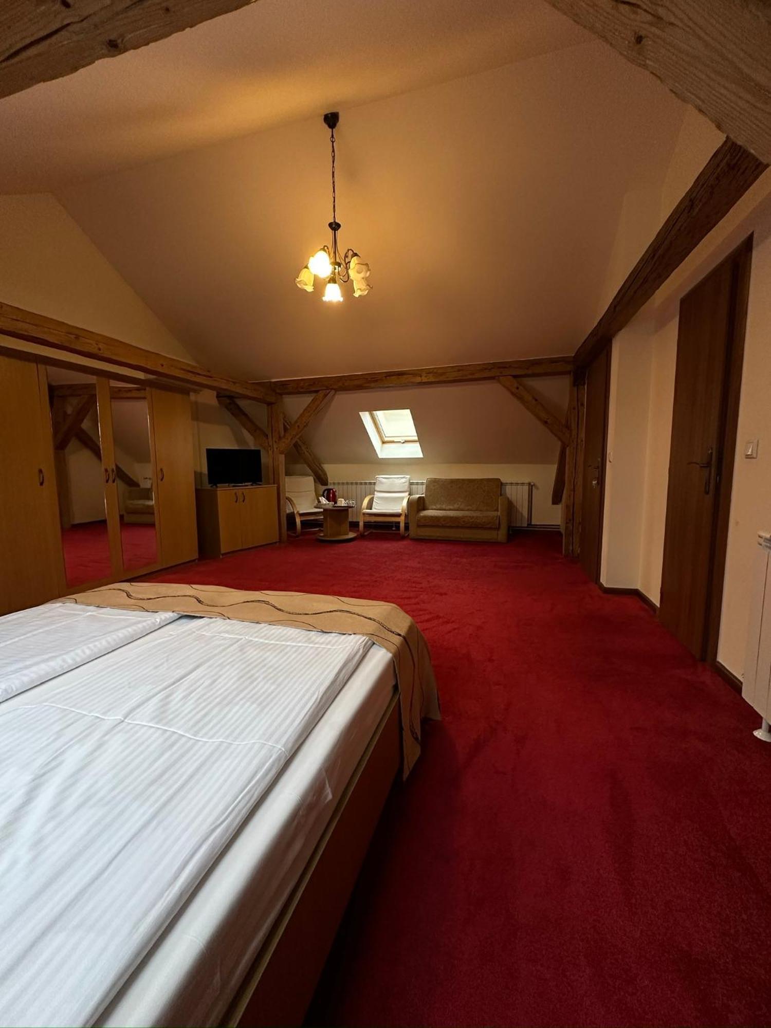Antique Aparthotel Alba Iulia Luaran gambar