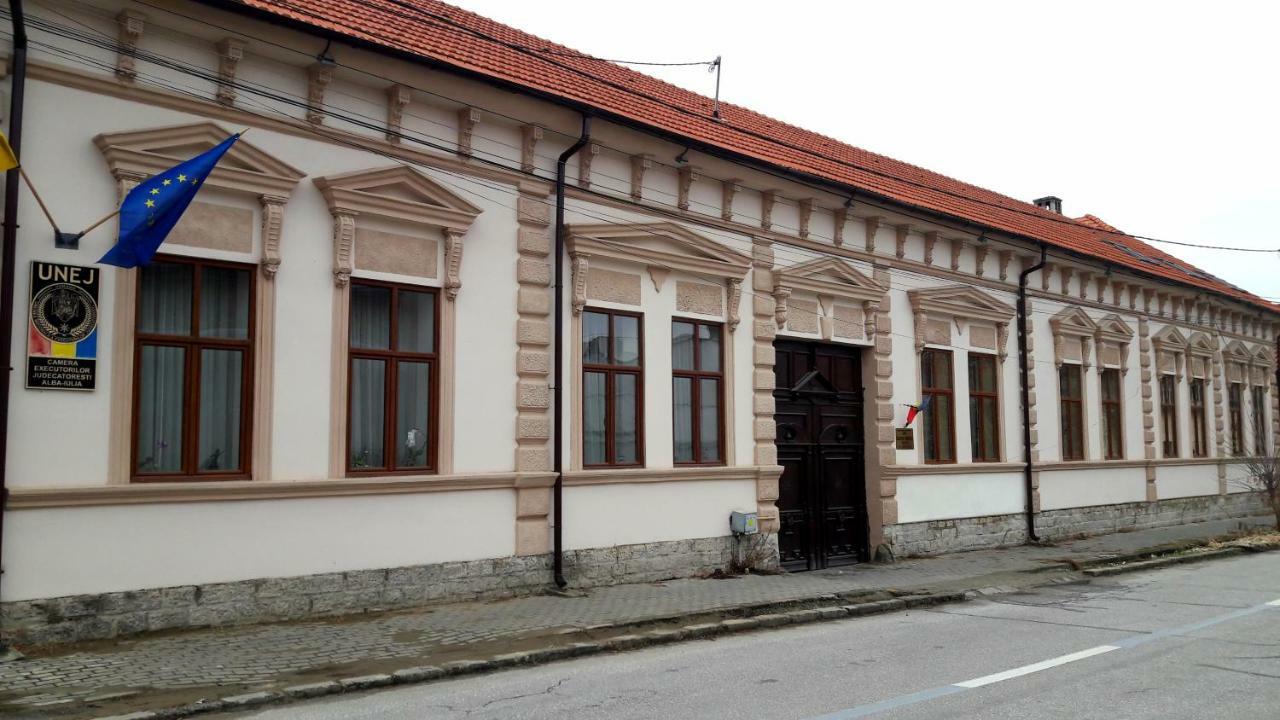Antique Aparthotel Alba Iulia Luaran gambar
