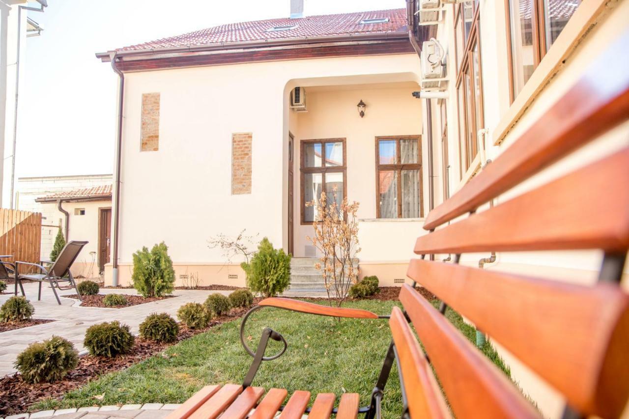 Antique Aparthotel Alba Iulia Luaran gambar