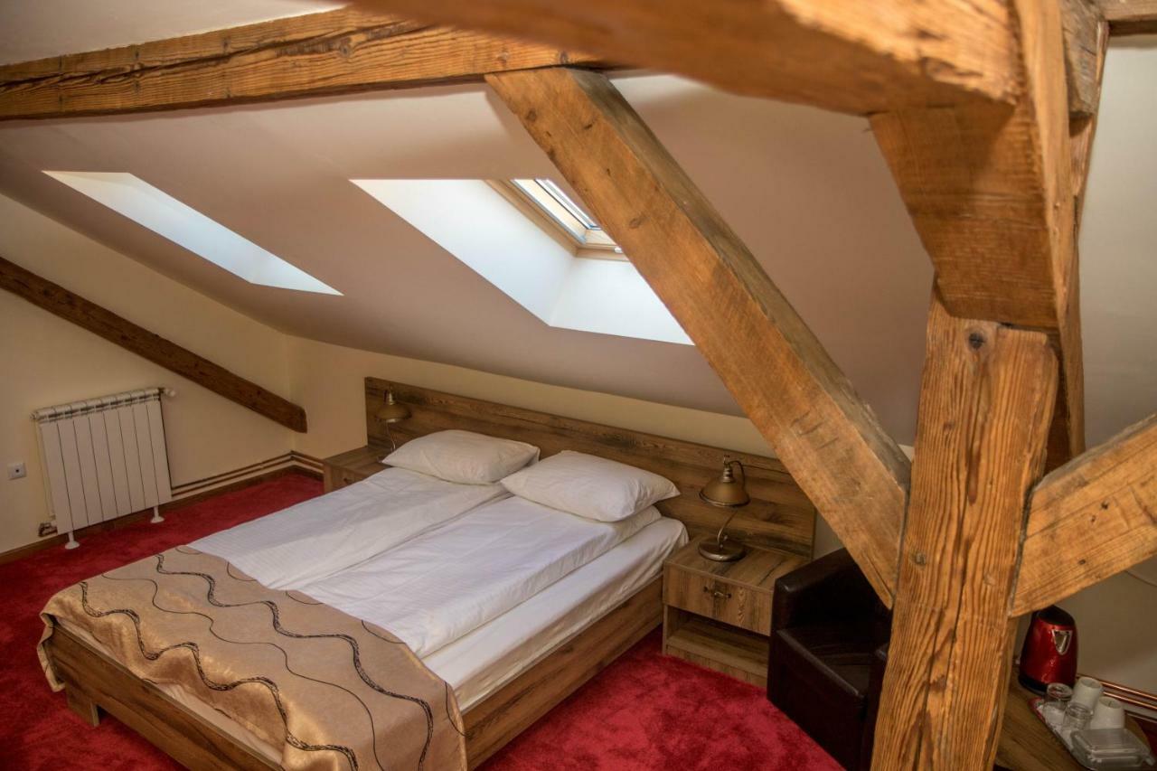 Antique Aparthotel Alba Iulia Luaran gambar