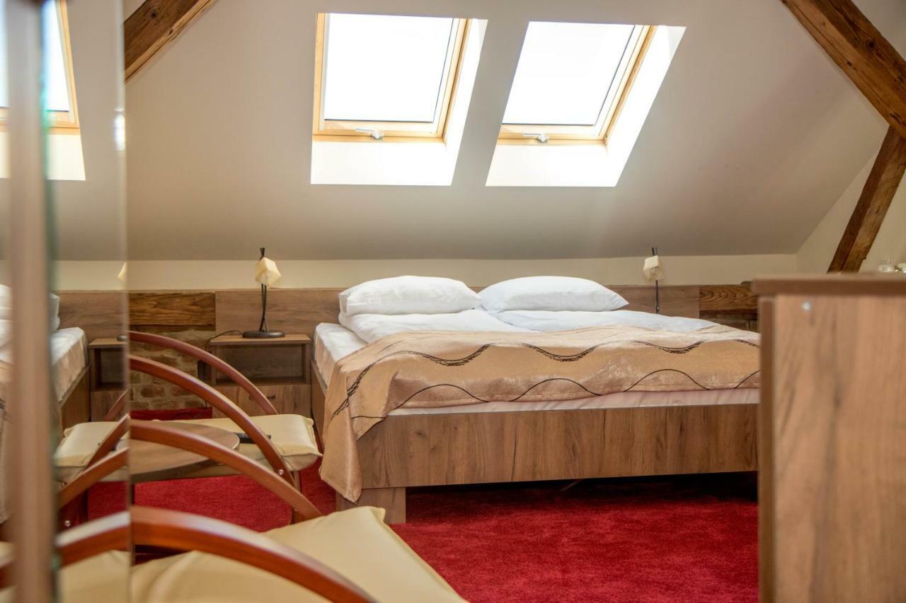 Antique Aparthotel Alba Iulia Luaran gambar