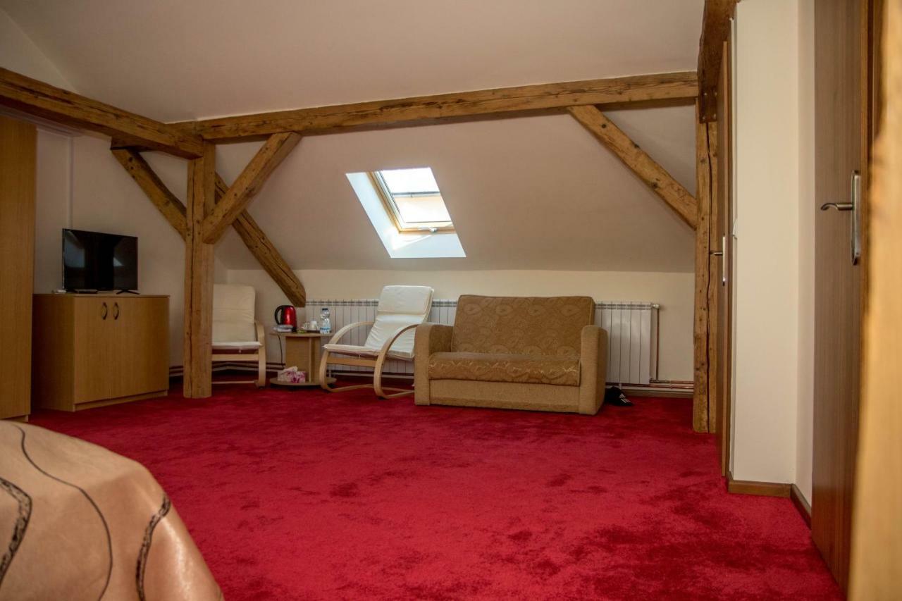 Antique Aparthotel Alba Iulia Luaran gambar